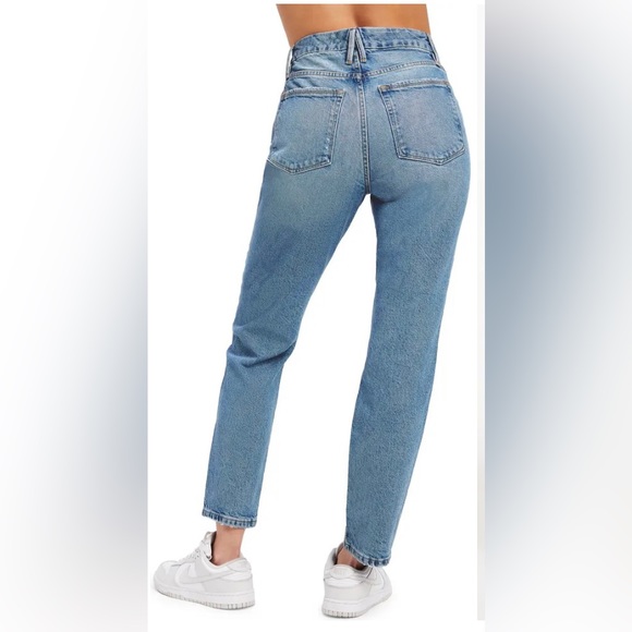 Good American Distressed Straight Leg Jeans - Picture 4 of 8